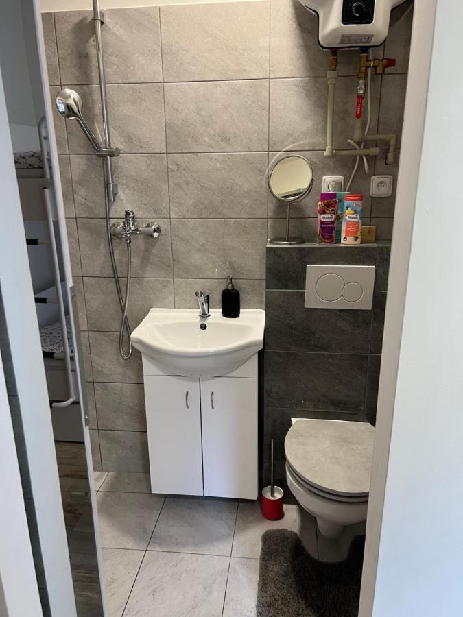 Kapsle Luhacovice Lägenhet Exteriör bild